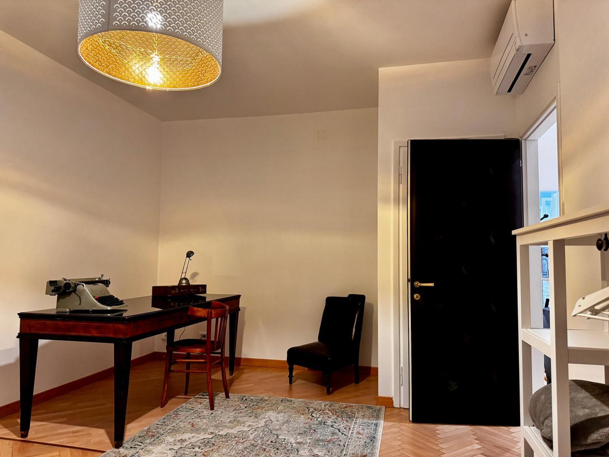 Charm & History In Trieste Extérieur photo